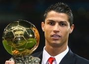 开云在线直播-马丁内利闪耀，委内瑞拉稳扎稳打力克威尔士，南美新星引爆国际赛场