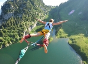 开云体育登录-锡安惊艳四座，广州队轻取福建队展现战术唯一性