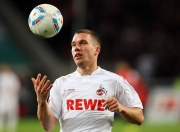 开云体育入口-萨卡里程碑之夜，埃及终结威尔士，新星闪耀改写历史