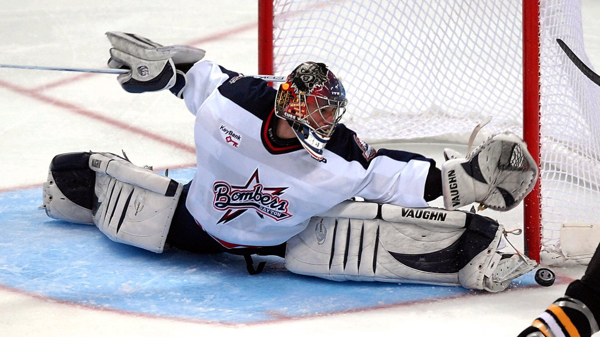 新疆队险胜猛龙,周琦关键制胜